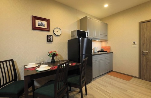 Sa Khu Apartment | Mountain View Apart Naiyang Beach B704
