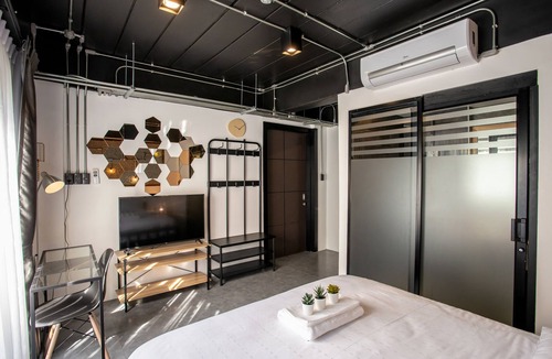 Chang Phueak Hotel | My Loft Hotel