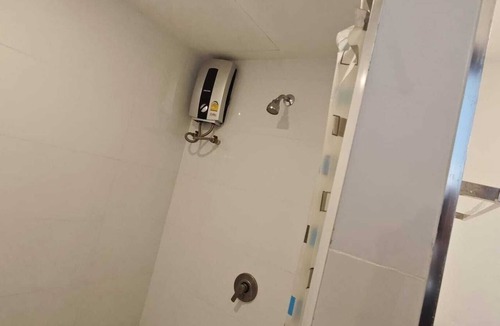Ratchathewi Hotel | N & B Home Hotel