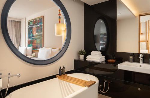 Old City Hotel | Na U Hotel