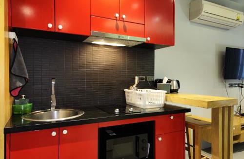 Nai Harn Apartment | Nai Harn beach - Studio room on 2 floor at ReLife The Windy