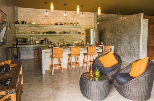 Ban Sakhu Villa | Naiyang unique loft pool villa