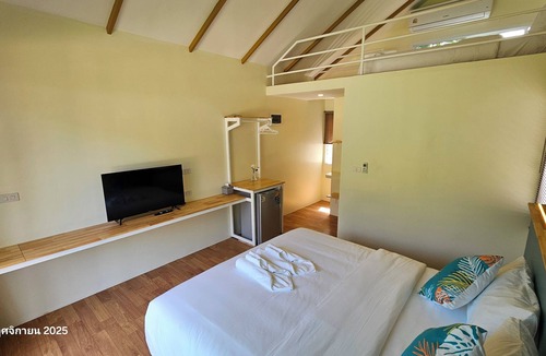 Thep Kasattri Hotel | NaraRin Family House