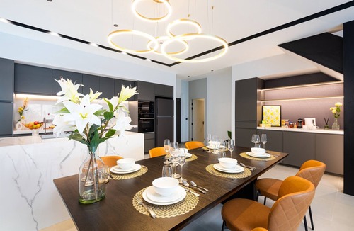 South Pattaya Villa | New 2024 - Two Villa Compound - 9BR - Two Pools