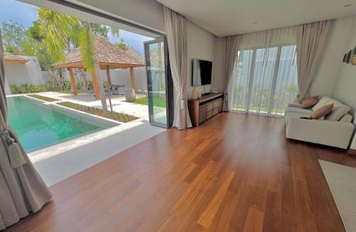 Thep Kasattri Villa | New luxury villa with maid Anchan Tropicana