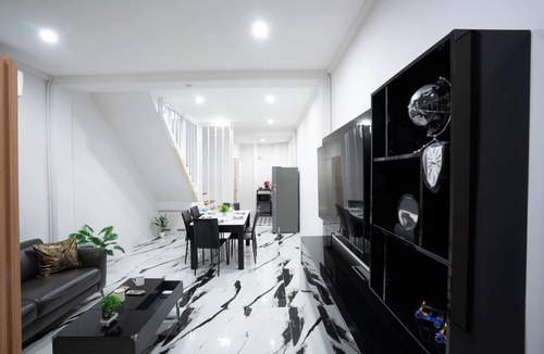 Bang Phlat House | No.31 - whole 3-storey townhouse, 15 min to Grand Palace, sleeps 5