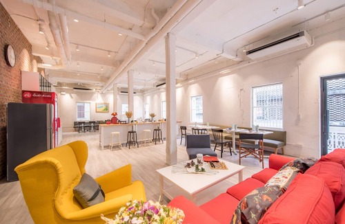 China Town Hostel | Nornyaowarat Hostel