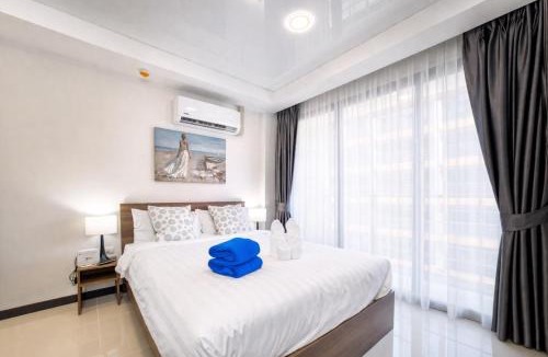 Nai Harn Apartment | NOVA Condo 1BR Pool View NBC Nai Harn