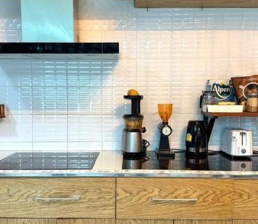 Khlong Toei Apartment | Office 3