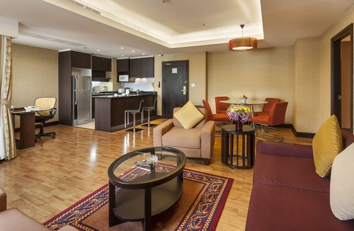 Bangkok Central Business District Apartment | One Bedroom Grand Suite Apartment in the city center (G46)