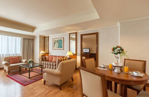 Bangkok Central Business District Apartment | One Bedroom Grand Suite Apartment in the city center (G46)