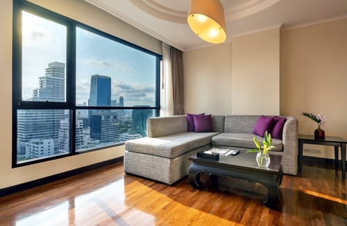 Silom Apartment | One Bedroom Suite