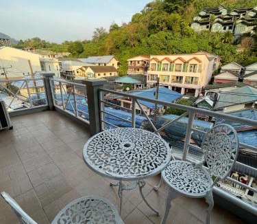 Nanai Road House | one more night