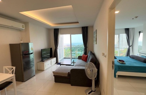 Pratumnak Hill Apartment | One Tower 105 by ThaiminatorPattaya