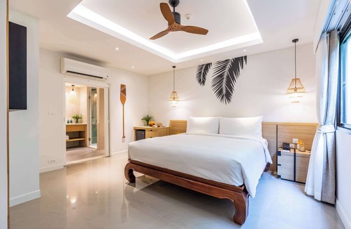 Cherngtalay Hotel | OUTRIGGER Surin Beach Resort