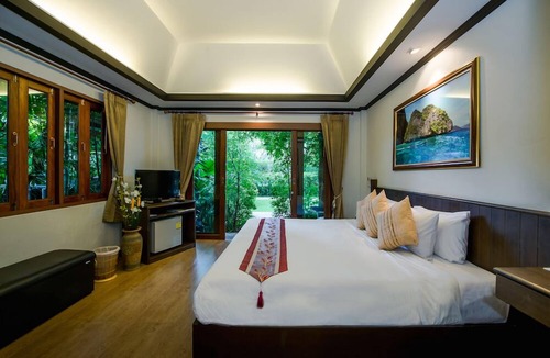 Cherngtalay Hotel | Pai Tan Villas