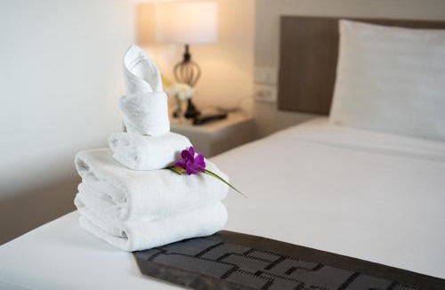Wichit Hotel | Panwa Beach Side Beachfront
