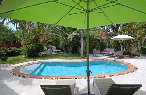 Rawai Villa | Paradise Island Villa 3 features a private swimming pool in a luxurious tropical park.