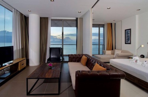 North Pattaya Resort | Pattaya Modus Beachfront Resort