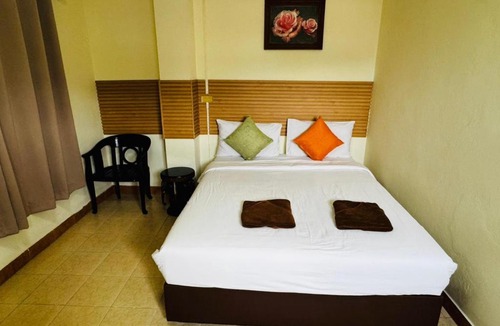 Chaweng City Center Hotel | Penzy Guest House
