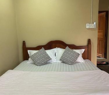 Muang Ngoi Neua House | Phetdavanh Guesthouse