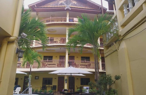 Pratumnak Hill House | Phratamnak Inn Hotel & Guesthouse - 100 mtr from the beach