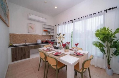 Ko Kaeo Villa | Phuket Beach 4 Bedroom 4 Private Pool Seaside Garden Villa