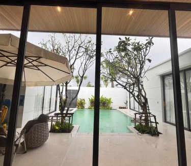 Ko Kaeo Villa | Phuket Moana Pool Villa