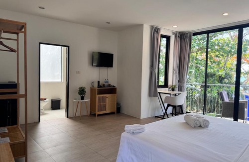 Rawai Hotel | Phuket Muay Thai Hotel Rawai Beach