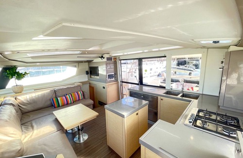 Pa Klok Boat Rental | Phuket Sun and Beach Sailing Extravaganza
