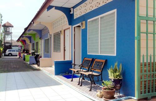Talat Yai Apartment | Phuket Town Budget House - Aircon Room #1