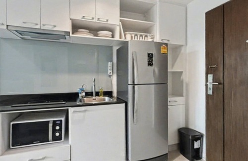 Wichit Apartment | Pixel-Modern 1-BR Apartment with Pool View in Cape Panwa