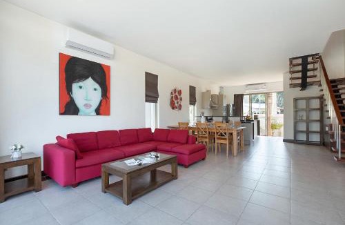 Thep Kasattri Villa | Pool Access Villa, 3-Bedroom near Mission Golf Villa Argent 8
