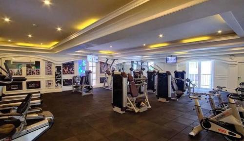 Na Chom Thian Apartment | Pool & Gym Studio at Seven Cote d Azur