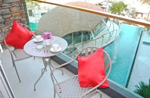 Patong Apartment | Pool view apartment in Patong!