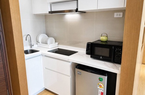 Rawai Apartment | Poolside Paradise Phuket