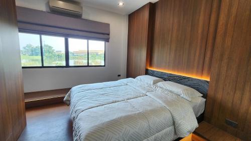 Samut Sakhon Villa | Premium Furnished Home and Free Driver 50 km Per day