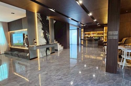 Samut Sakhon Villa | Premium Furnished Home and Free Driver 50 km Per day