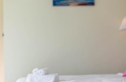 Hat Chao Samran House | Privacy Beach Pool villa