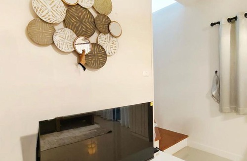 Bang Yai House | Private Corner House Near Central Westgate