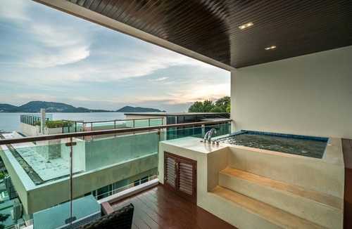 Patong Apartment | Private pool sea view apartment on Kalim bay