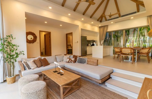 Bang Tao House | Private Pool Villa in the Heart of Bang Tao