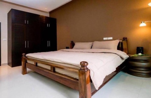 Ban Saiyuan House | Private Pool Villa with 4 Bedrooms in Rawai Beach