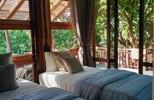 Mae Rim House | Private Wooden Pool Villa in Mae Rim for 4-6 Guests