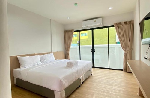 Ban Puek Hotel | PT Residence Chonburi