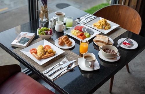 Khlong Toei Nuea Hotel | RakYim Siam - Sukhumvit 15