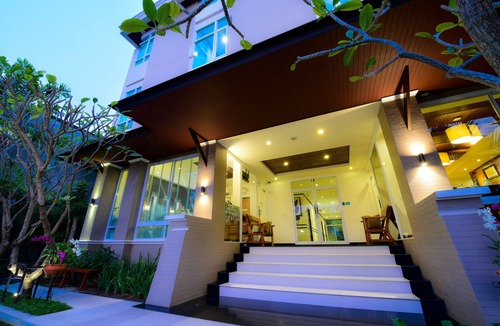 Chaeramae Hotel | Rapeepan Ville