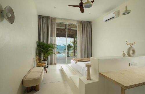 Haad Pleayleam Villa | Rare 5BR Oasis - 30m to Sea