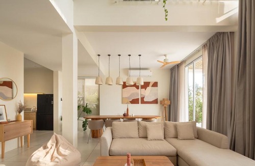 Haad Pleayleam Villa | Rare 5BR Oasis - 30m to Sea
