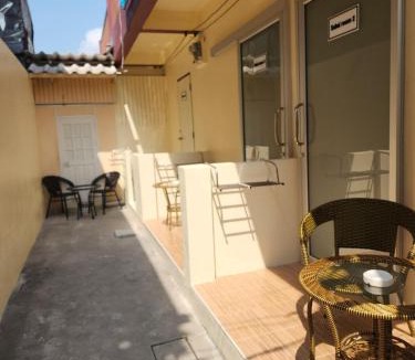 Bangkok Noi Apartment | Sabai Sabai Room 2